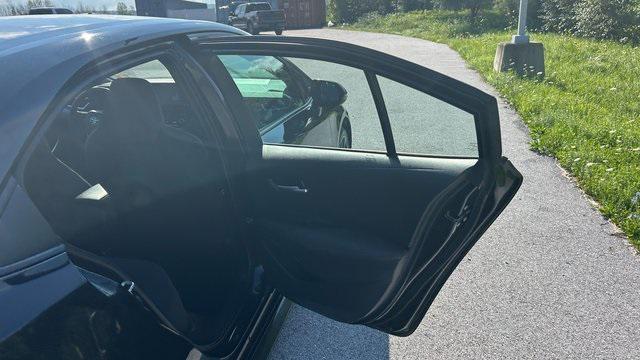 Photo of 2022 Black Sand Pearl Toyota Corolla
