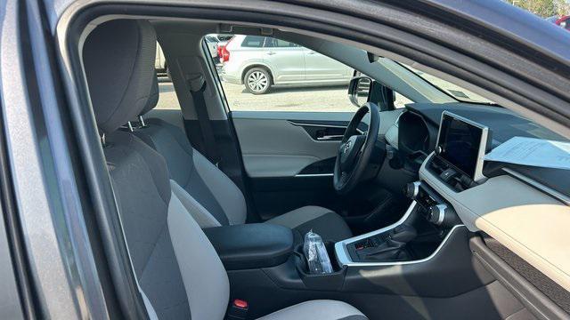 Photo of 2024 Magnetic Gray Metallic Toyota RAV4
