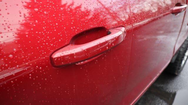 Photo of 2018 Red Quartz Tintcoat GMC Sierra 1500