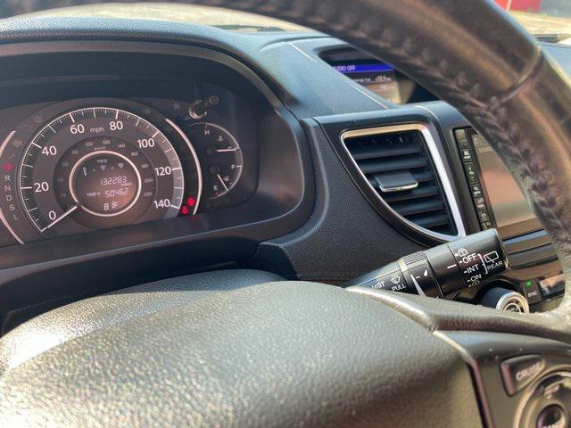 Photo of 2016 White Diamond Pearl Honda CR-V