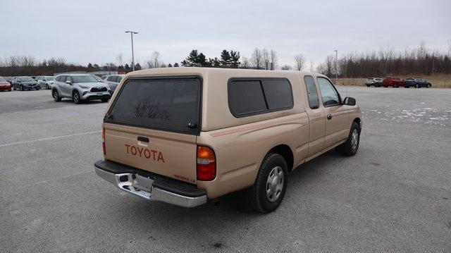 Photo of 1996 Gold Toyota Tacoma