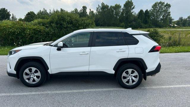 Photo of 2022 White Toyota RAV4