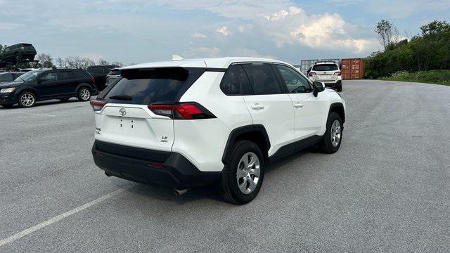 Photo of 2022 White Toyota RAV4