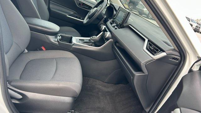 Photo of 2022 White Toyota RAV4