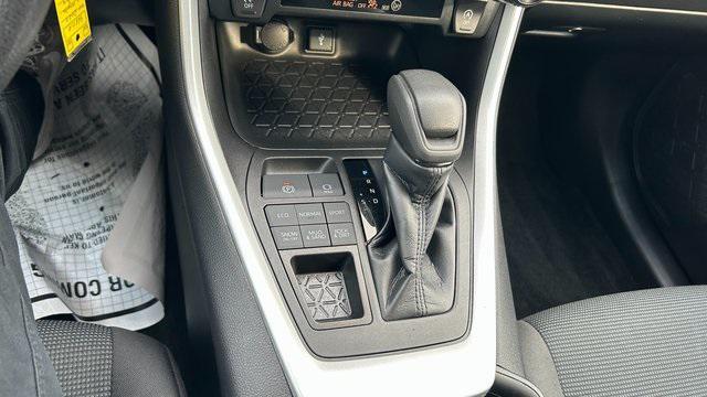 Photo of 2022 White Toyota RAV4