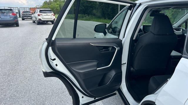 Photo of 2022 White Toyota RAV4