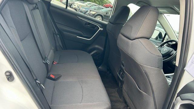 Photo of 2022 White Toyota RAV4