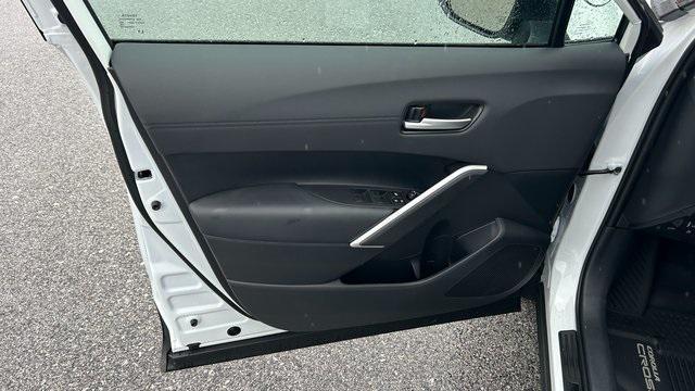 Photo of 2026 Wind Chill Pearl/Jet Black Toyota Corolla Hybrid