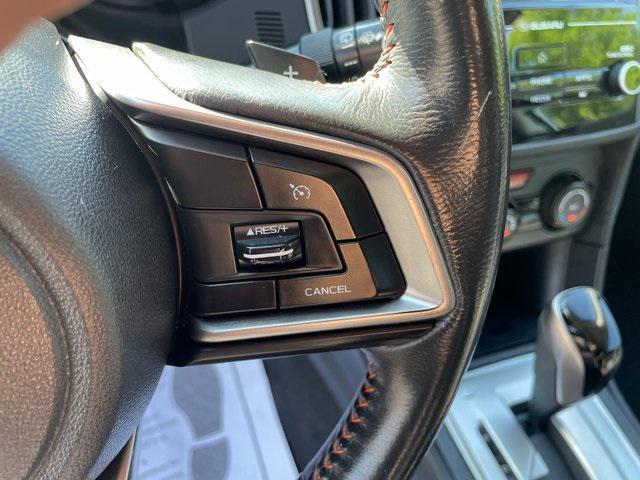 Photo of 2018 Crystal White Pearl Subaru Crosstrek