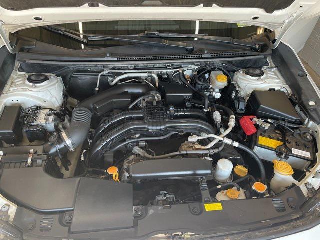 Photo of 2018 Crystal White Pearl Subaru Crosstrek