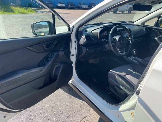 Photo of 2018 Crystal White Pearl Subaru Crosstrek