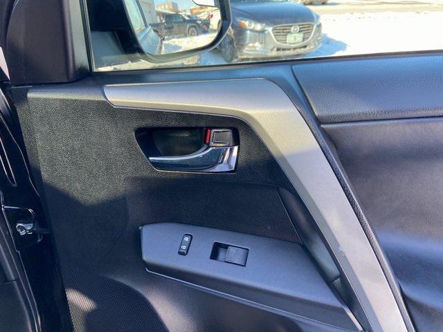 Photo of 2017 Black Toyota RAV4