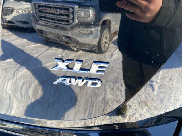 Photo of 2017 Black Toyota RAV4