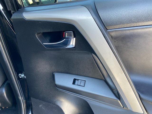 Photo of 2017 Black Toyota RAV4