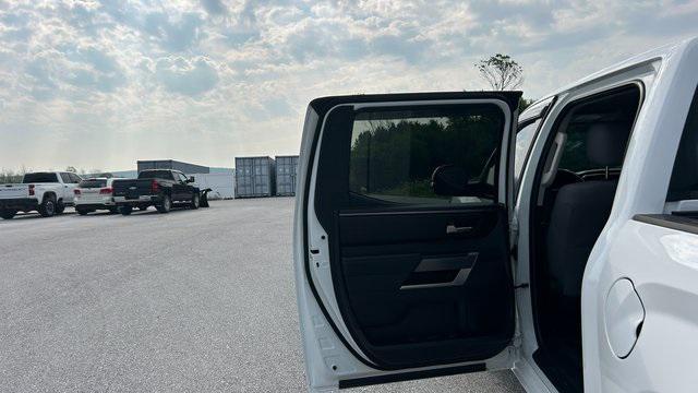 Photo of 2024 Ice Cap Toyota Tundra