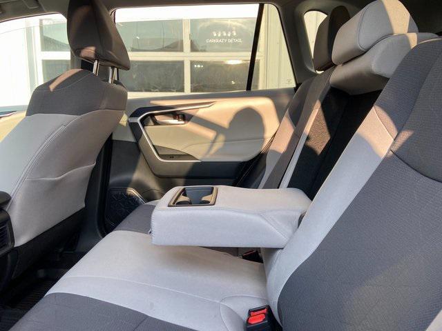 Photo of 2025 Magnetic Gray Metallic Toyota RAV4