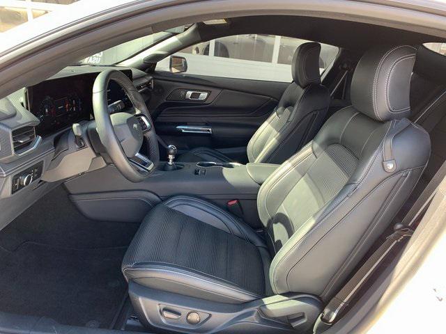 Photo of 2024 Oxford White Ford Mustang