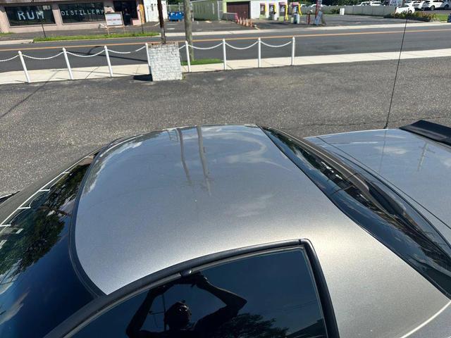 Photo of 2000 Gray Chevrolet Corvette