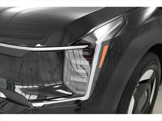 Photo of 2026 Ebony Black Kia EV9