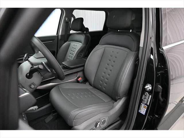 Photo of 2026 Ebony Black Kia EV9
