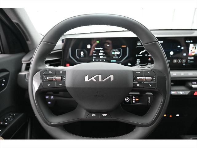 Photo of 2026 Ebony Black Kia EV9