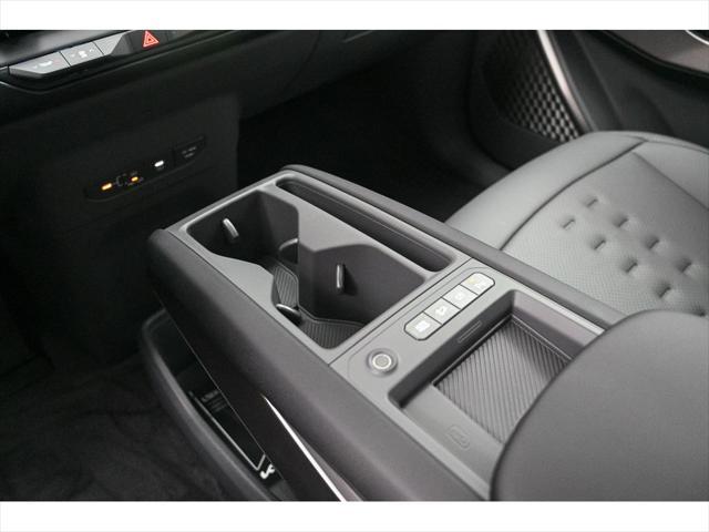 Photo of 2026 Ebony Black Kia EV9