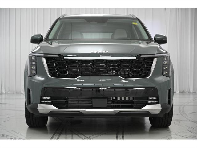 Photo of 2025 Cityscape Green Kia Sorento Hybrid