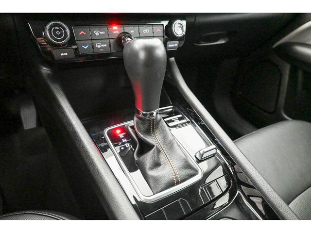 Photo of 2022 Granite Crystal Metallic Clearcoat Jeep Compass
