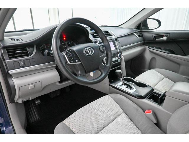 Photo of 2014 Parisian Night Pearl Toyota Camry