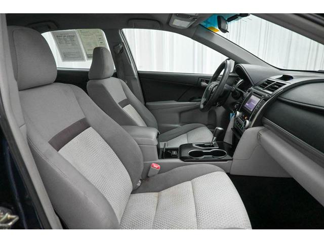 Photo of 2014 Parisian Night Pearl Toyota Camry
