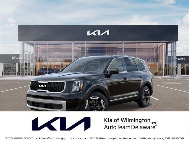 Photo of 2025 Ebony Black Kia Telluride