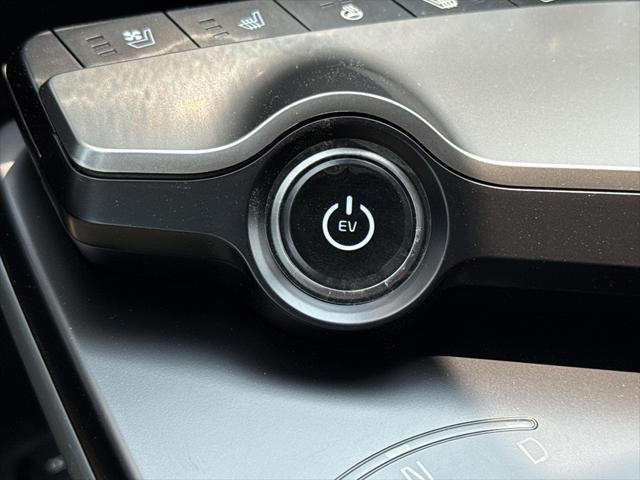 Photo of 2025 Wolf Gray Kia EV6
