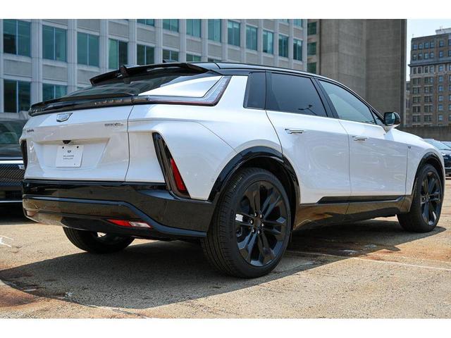 Photo of 2025 Crystal White Tricoat Cadillac LYRIQ