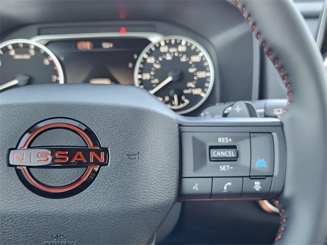 Photo of 2026 Everest White Pearl Tricoat Nissan Rogue