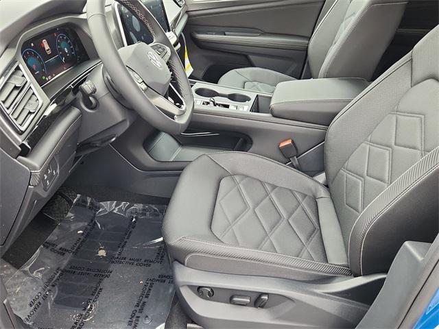 Photo of 2025 Mountain Lake Blue Metallic Volkswagen Atlas Cross Sport