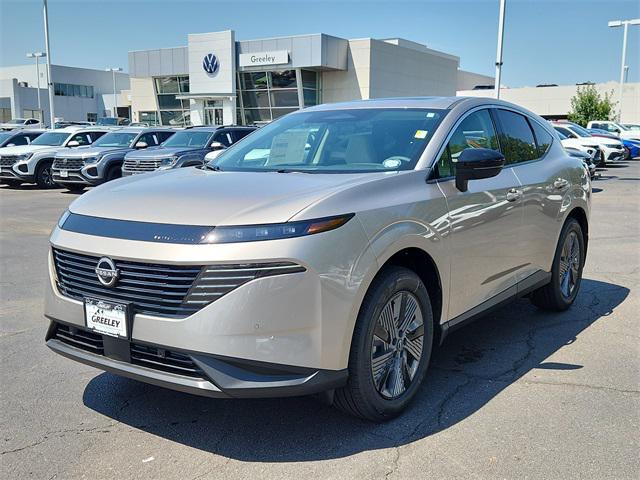 Photo of 2025 Champagne Silver Metallic Nissan Murano