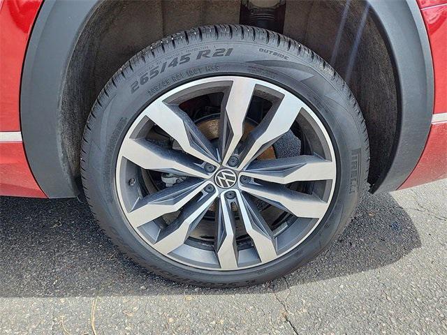 Photo of 2023 Aurora Red Metallic Volkswagen Atlas