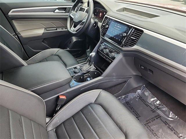 Photo of 2023 Aurora Red Metallic Volkswagen Atlas