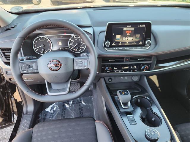 Photo of 2026 Super Black Nissan Rogue