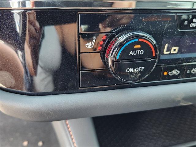 Photo of 2025 Super Black Nissan Pathfinder