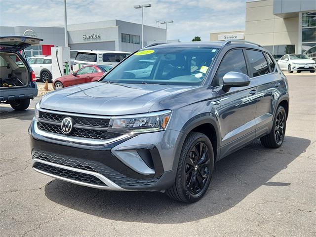 Photo of 2022 Platinum Gray Metallic Volkswagen Taos