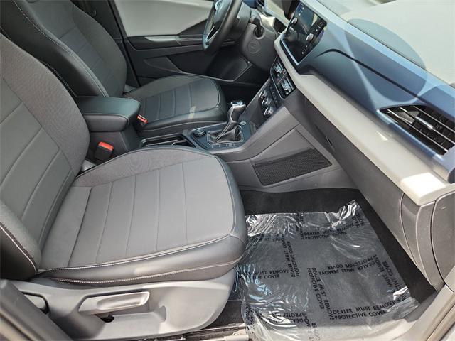 Photo of 2022 Platinum Gray Metallic Volkswagen Taos