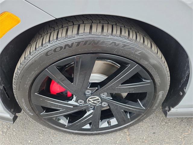 Photo of 2023 Moonstone Volkswagen Golf GTI