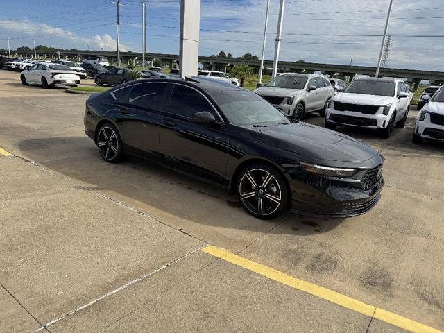 Photo of 2023 Crystal Black Pearl Honda Accord Hybrid