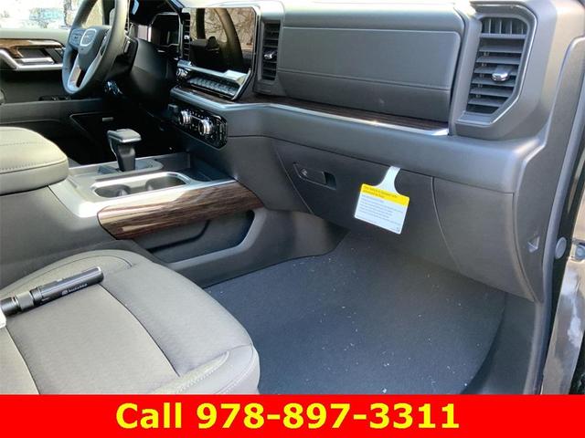 Photo of 2025 Onyx Black GMC Sierra 1500