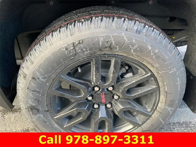Photo of 2025 Onyx Black GMC Sierra 1500
