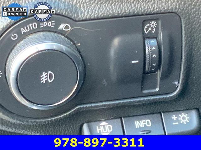 Photo of 2018 Ebony Twilight Metallic Buick Envision