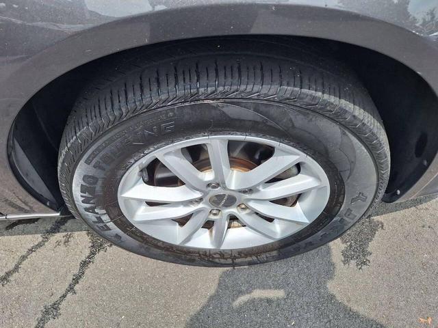 Photo of 2015 Granite Crystal Metallic Clearcoat Dodge Grand Caravan