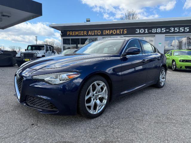 Photo of 2018 Montecarlo Blue Metallic Alfa Romeo Giulia