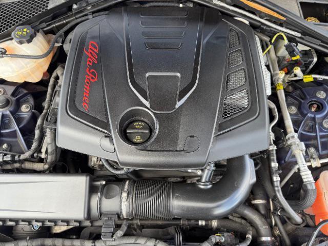 Photo of 2018 Montecarlo Blue Metallic Alfa Romeo Giulia